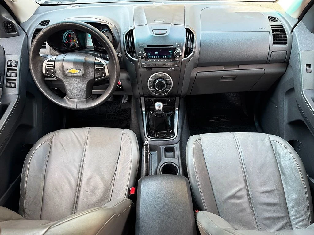 CHEVROLET S10