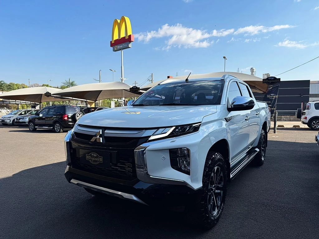 MITSUBISHI L200 TRITON