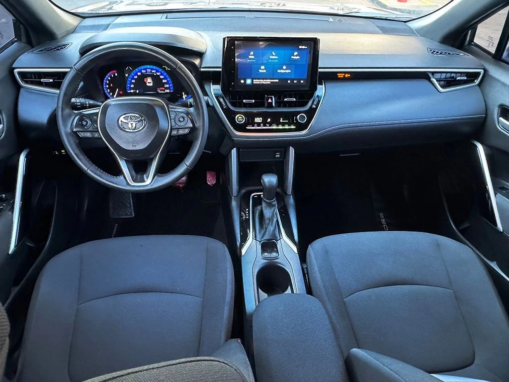 TOYOTA COROLLA CROSS