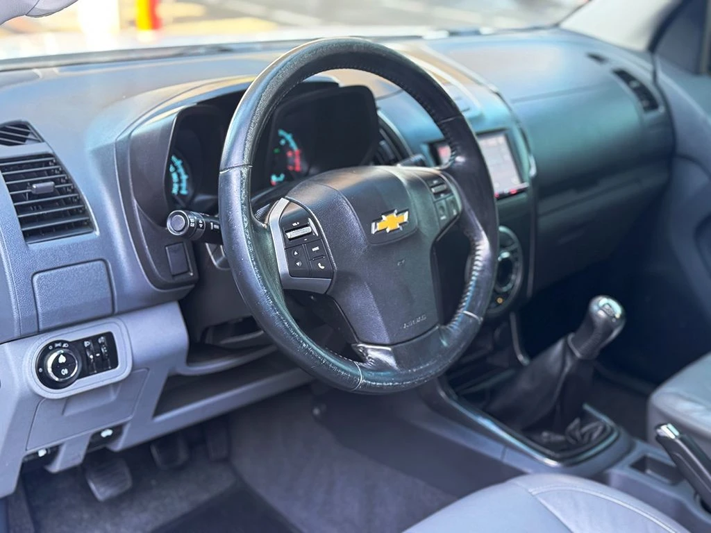 CHEVROLET S10