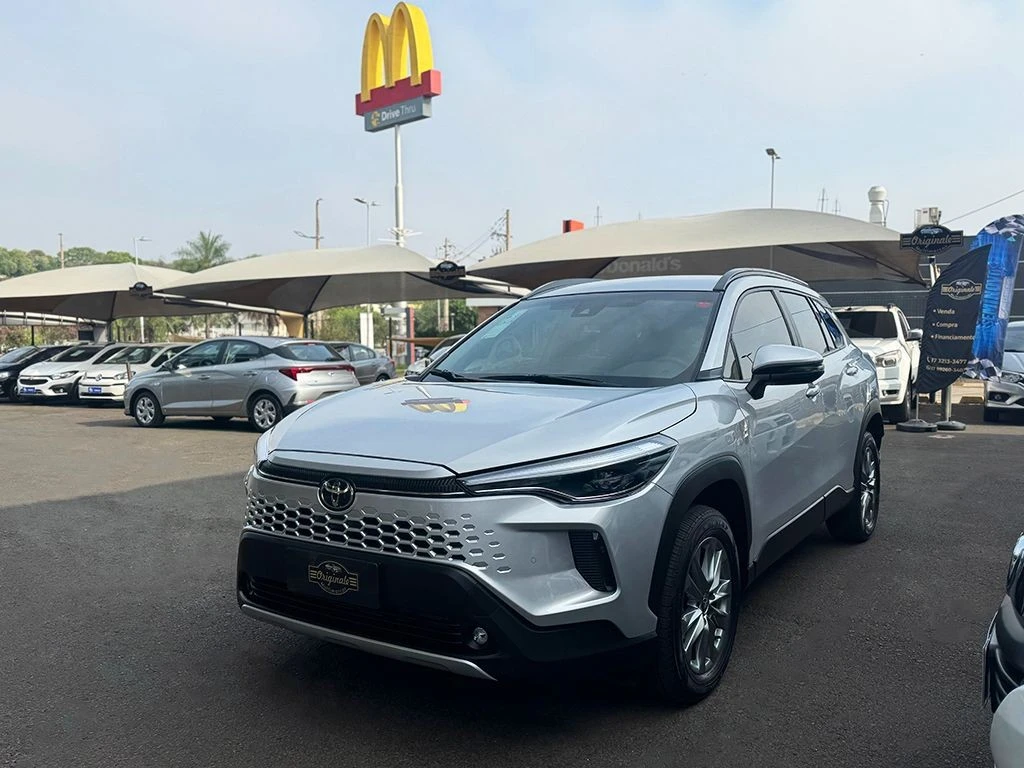 TOYOTA COROLLA CROSS