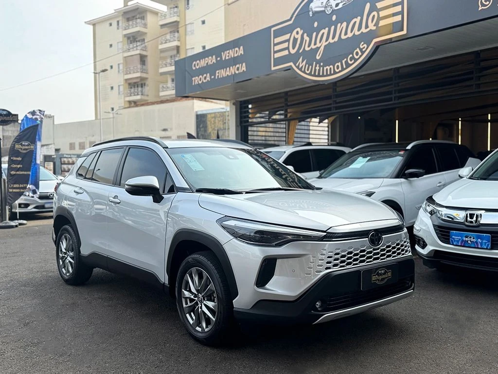 TOYOTA COROLLA CROSS