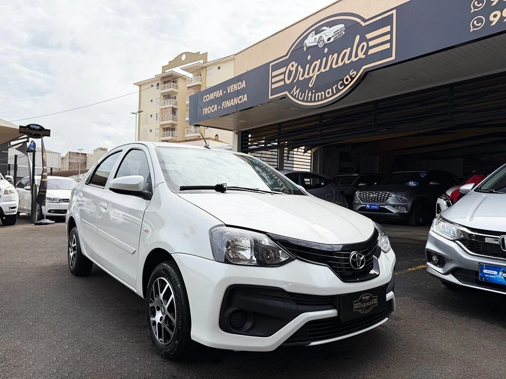 TOYOTA ETIOS