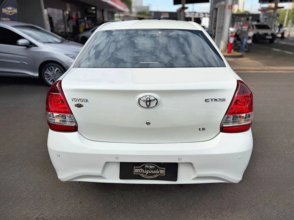TOYOTA ETIOS