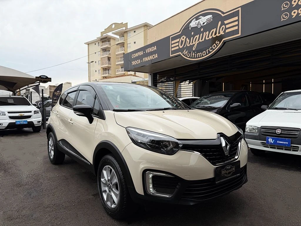 RENAULT CAPTUR