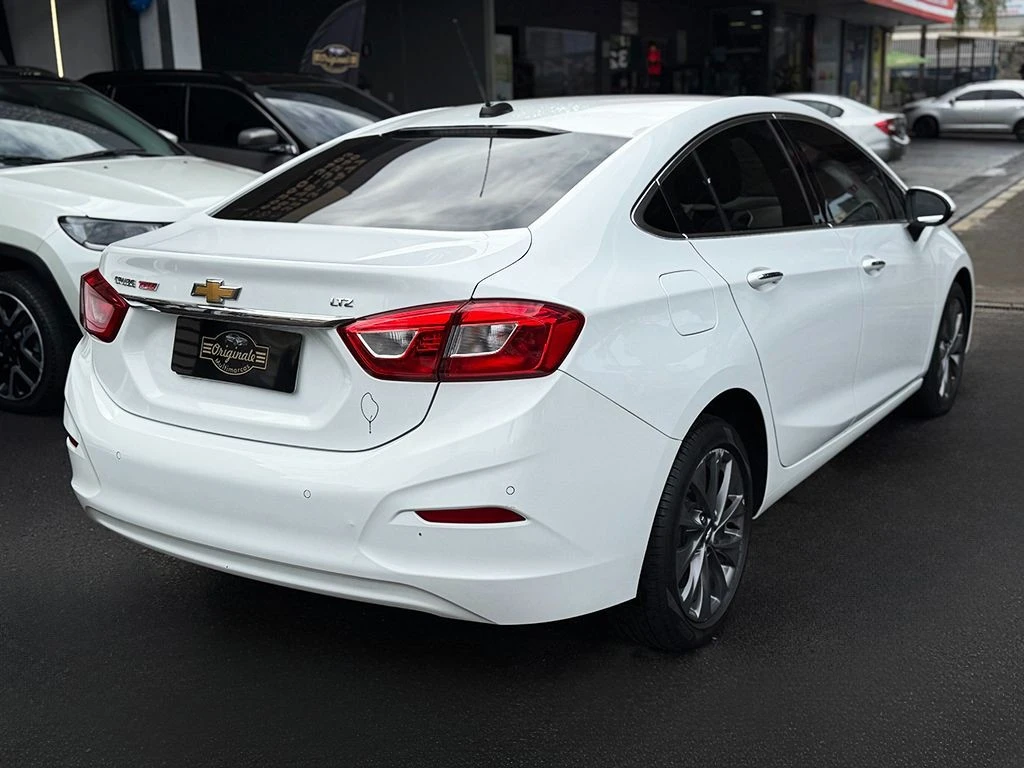 CHEVROLET CRUZE