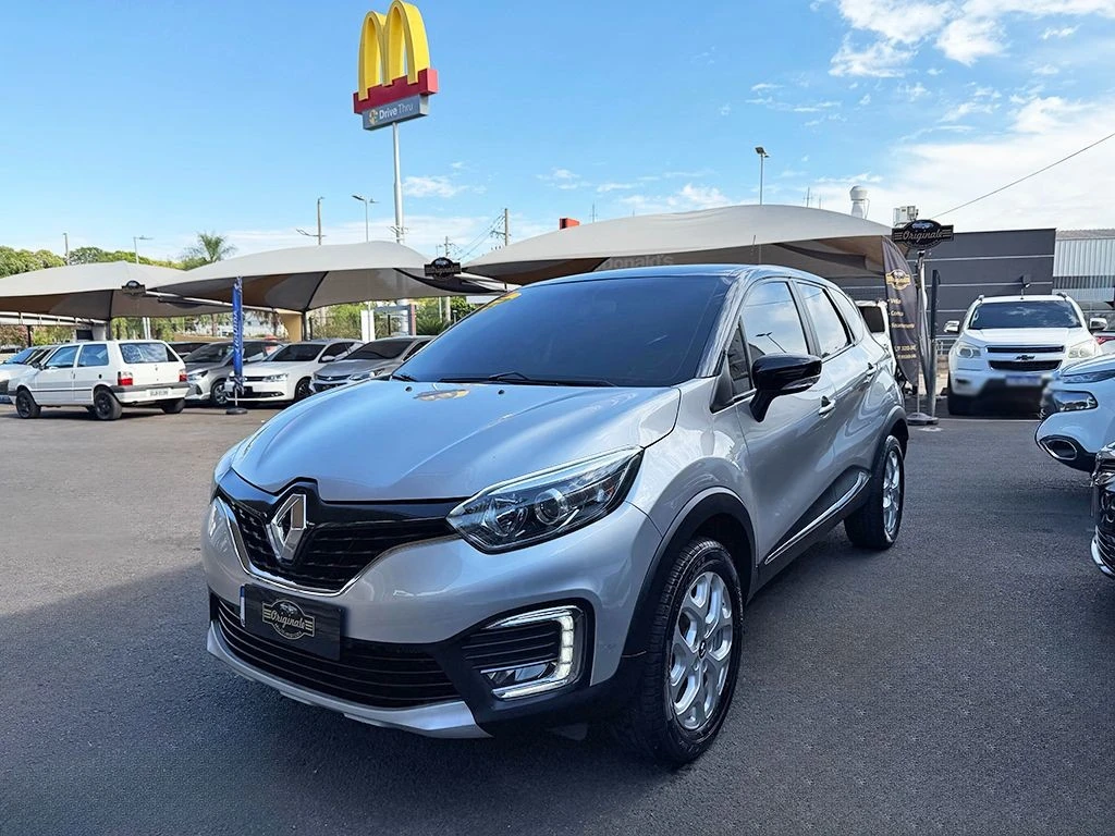 RENAULT CAPTUR