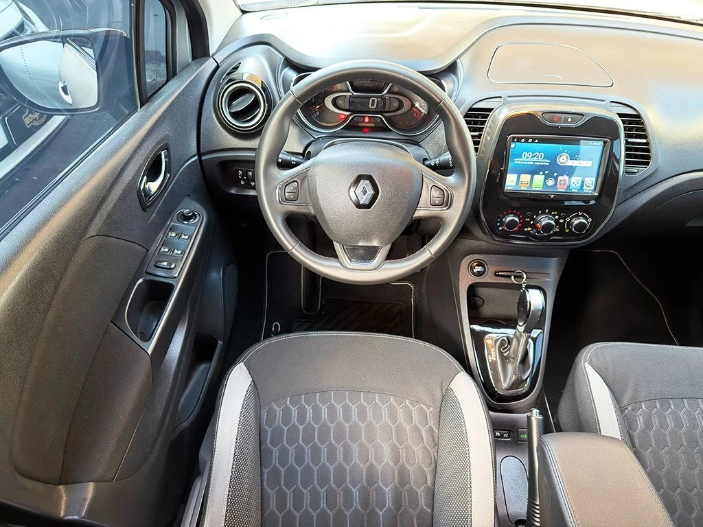 RENAULT CAPTUR