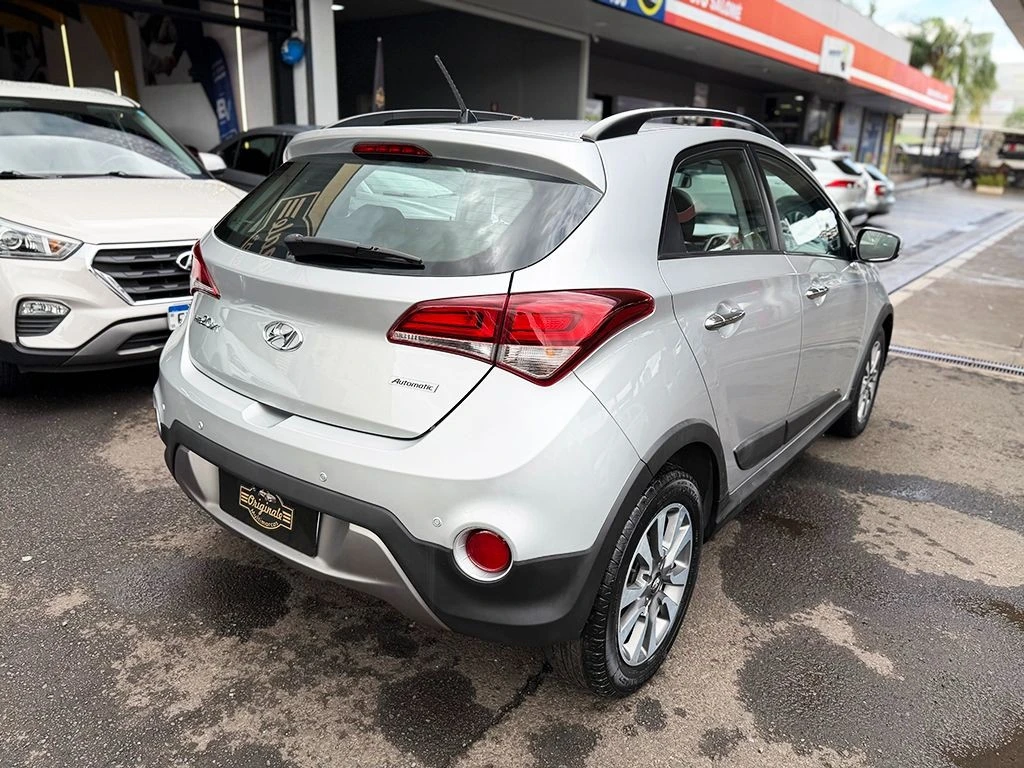 HYUNDAI HB20X