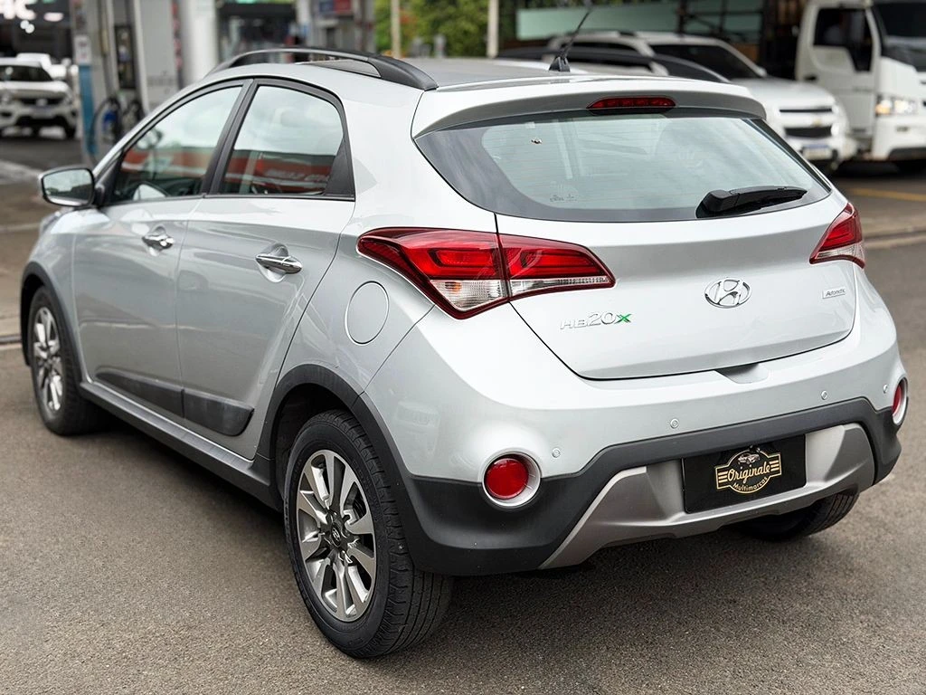 HYUNDAI HB20X