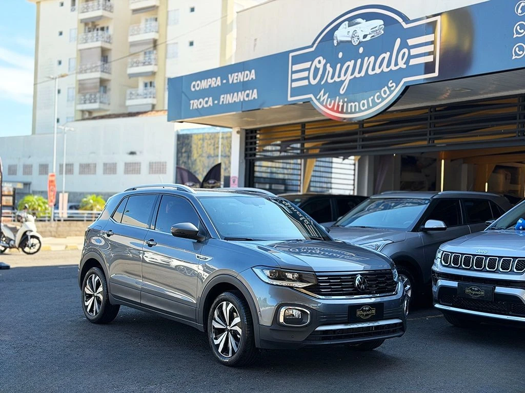 VOLKSWAGEN T-CROSS