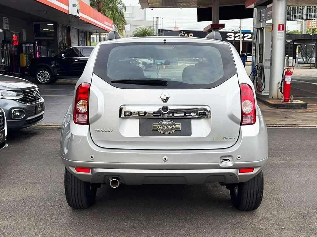 RENAULT DUSTER