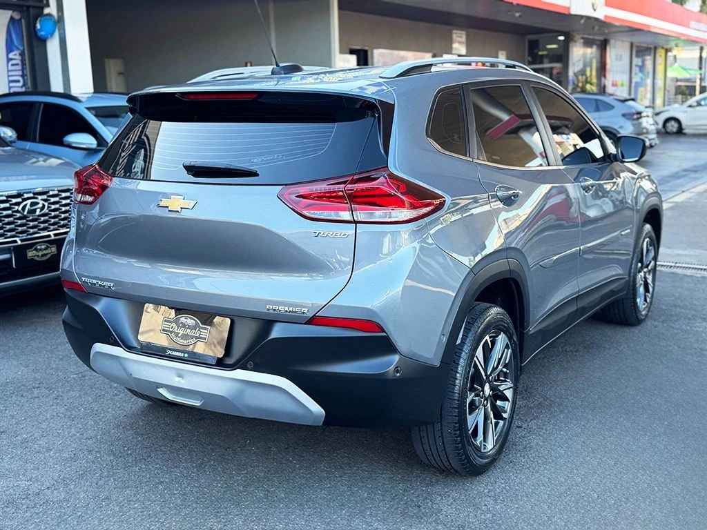 CHEVROLET TRACKER