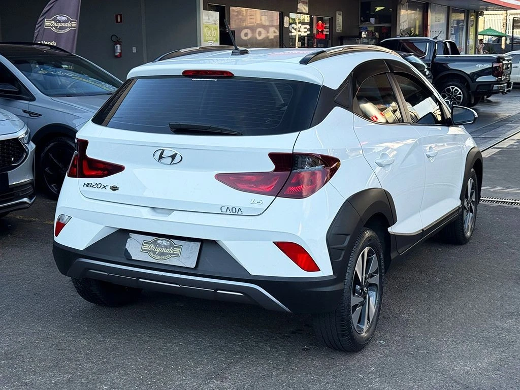 HYUNDAI HB20X