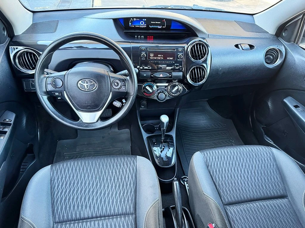 TOYOTA ETIOS