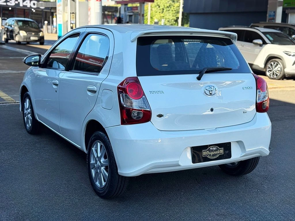 TOYOTA ETIOS
