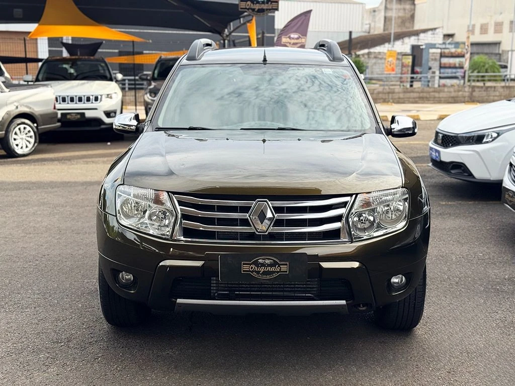 RENAULT DUSTER