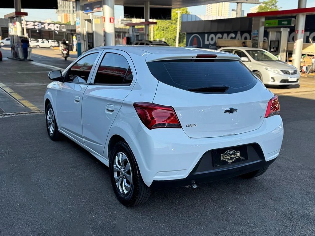 CHEVROLET ONIX