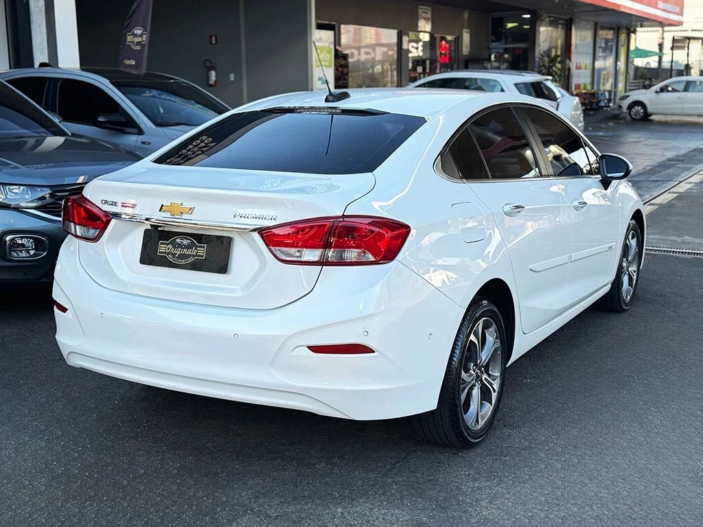 CHEVROLET CRUZE
