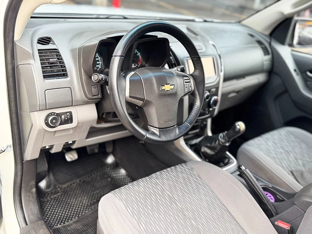 CHEVROLET S10