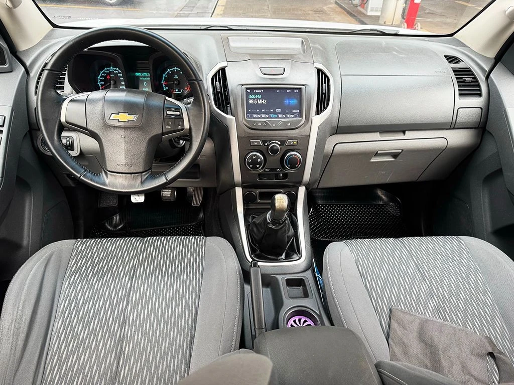 CHEVROLET S10
