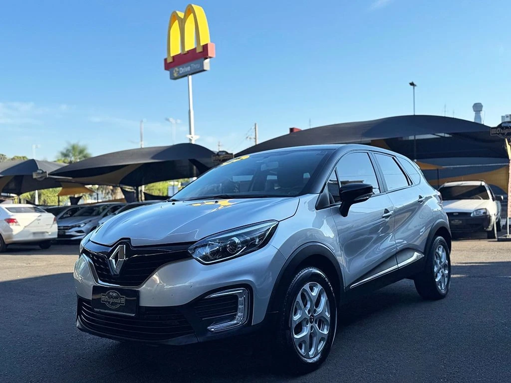 RENAULT CAPTUR