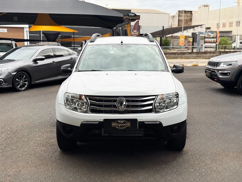 RENAULT DUSTER