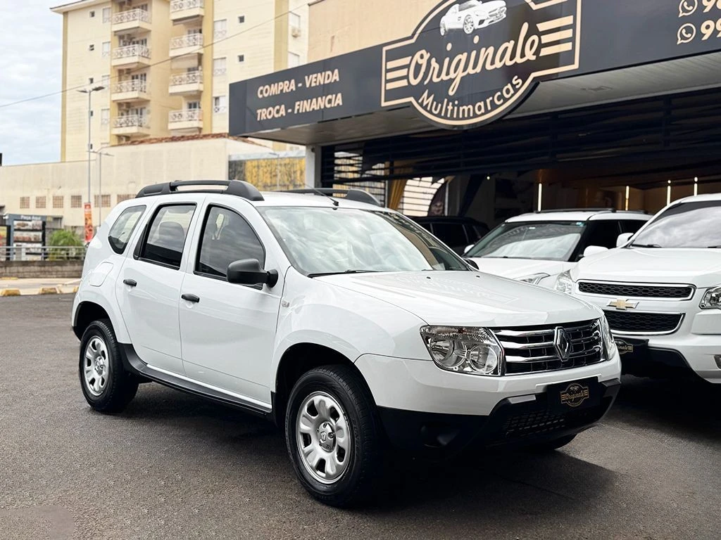 RENAULT DUSTER