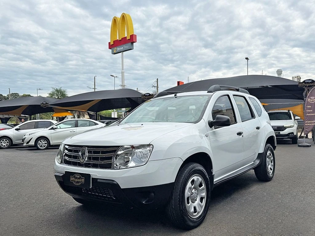 RENAULT DUSTER