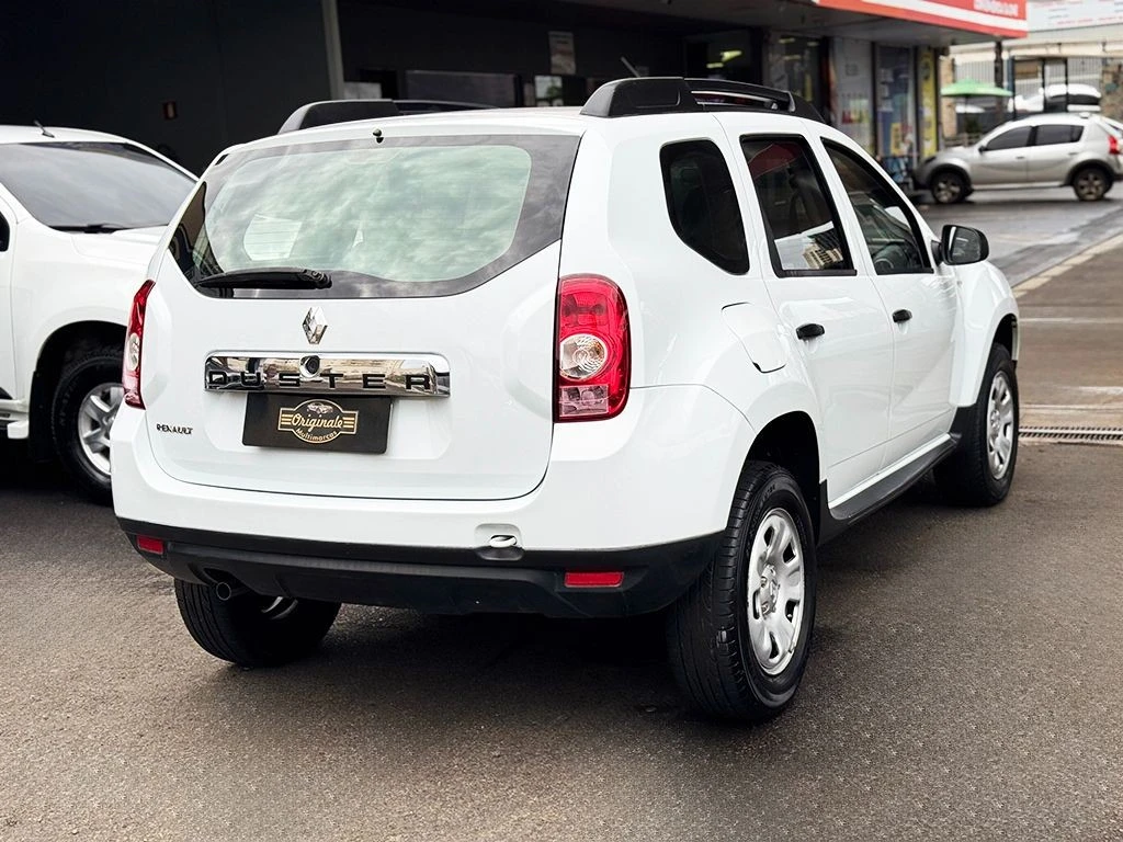 RENAULT DUSTER