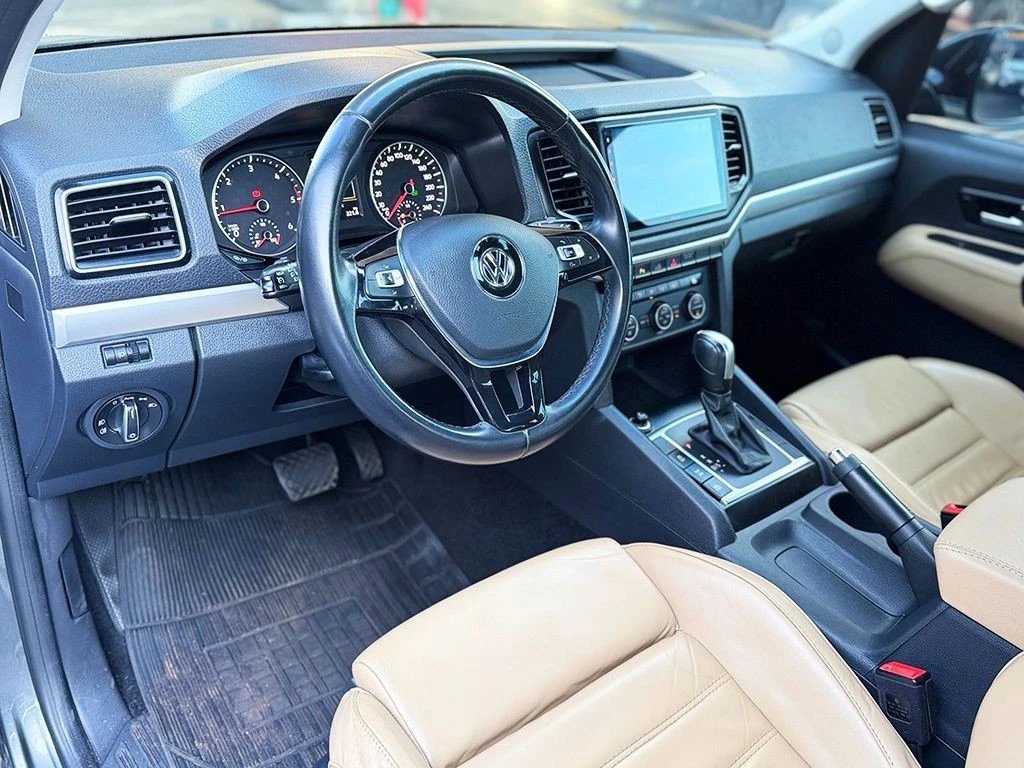 VOLKSWAGEN AMAROK
