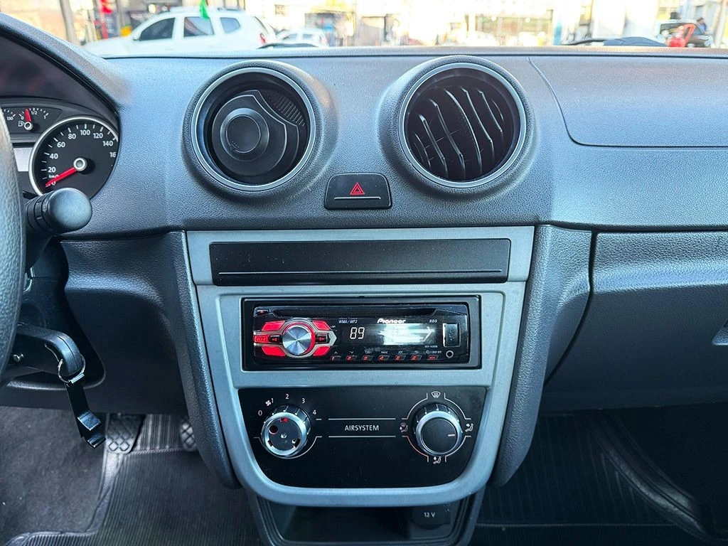 VOLKSWAGEN GOL