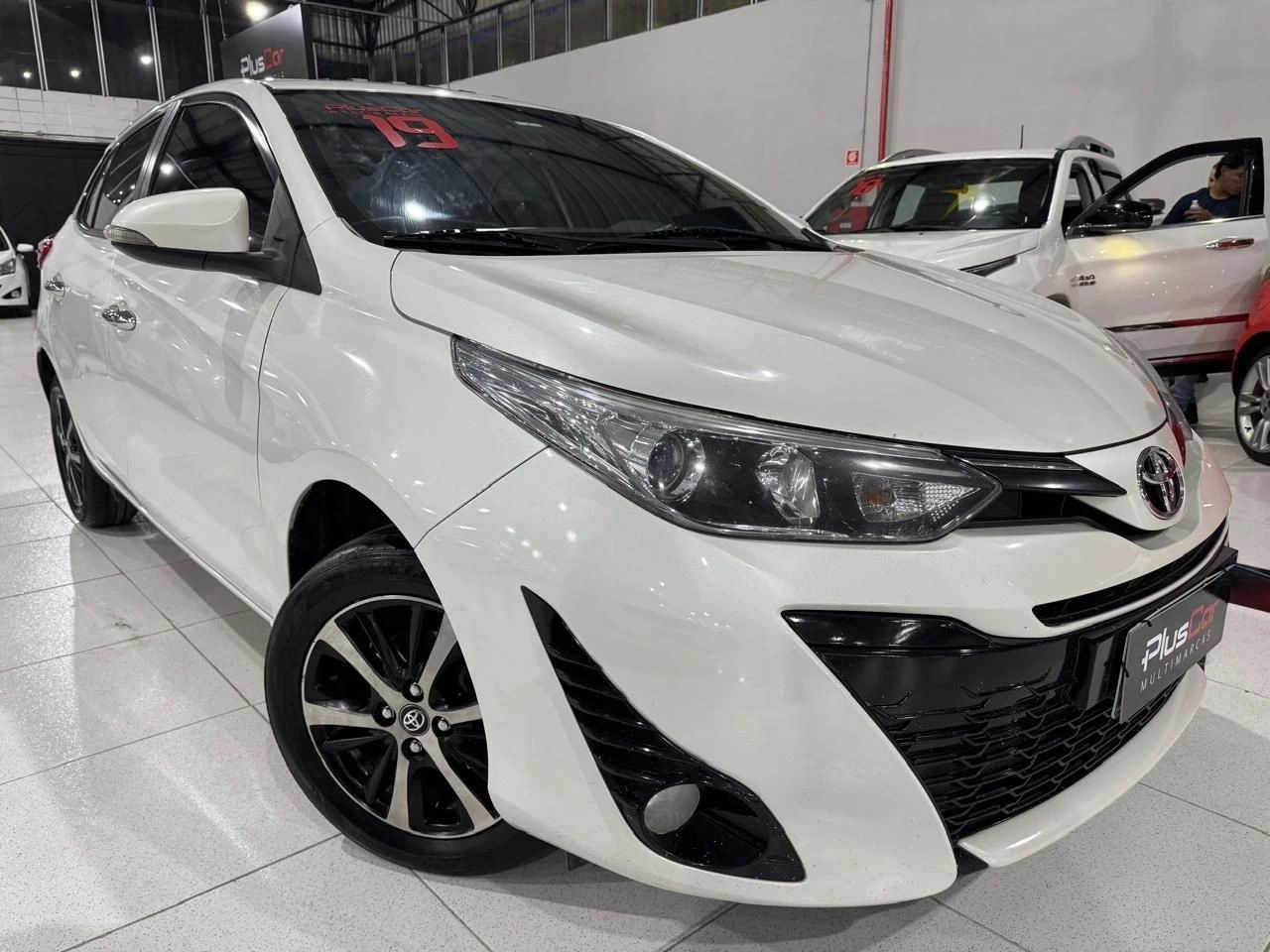 TOYOTA YARIS