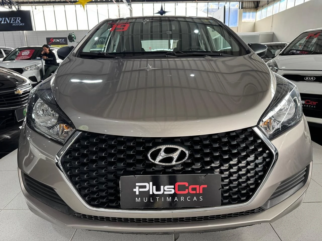 HYUNDAI HB20