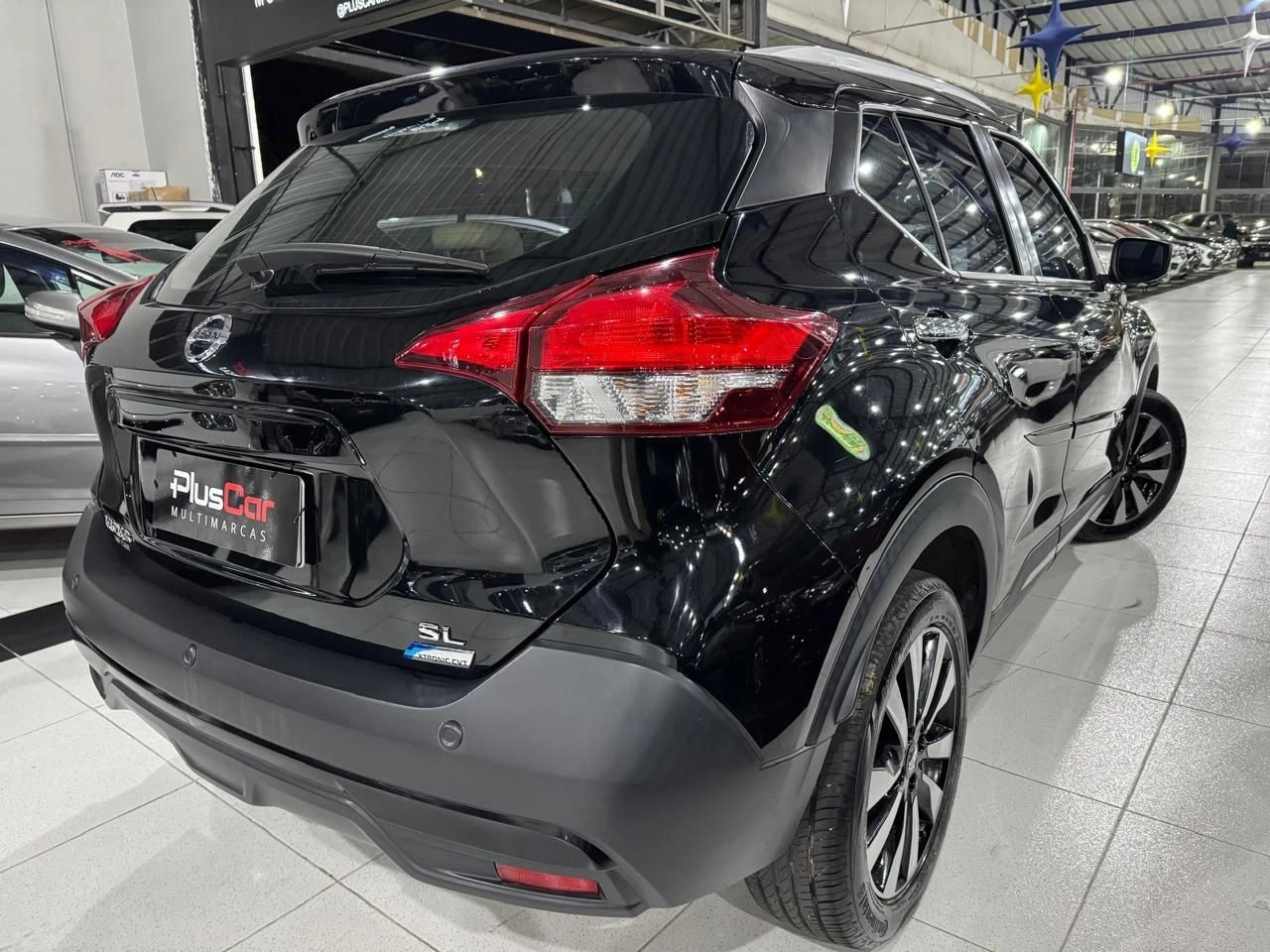 NISSAN KICKS