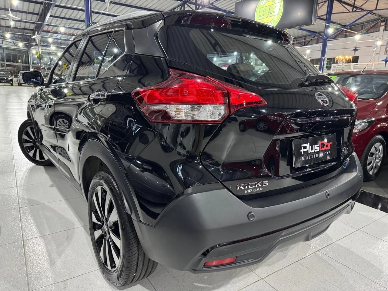 NISSAN KICKS