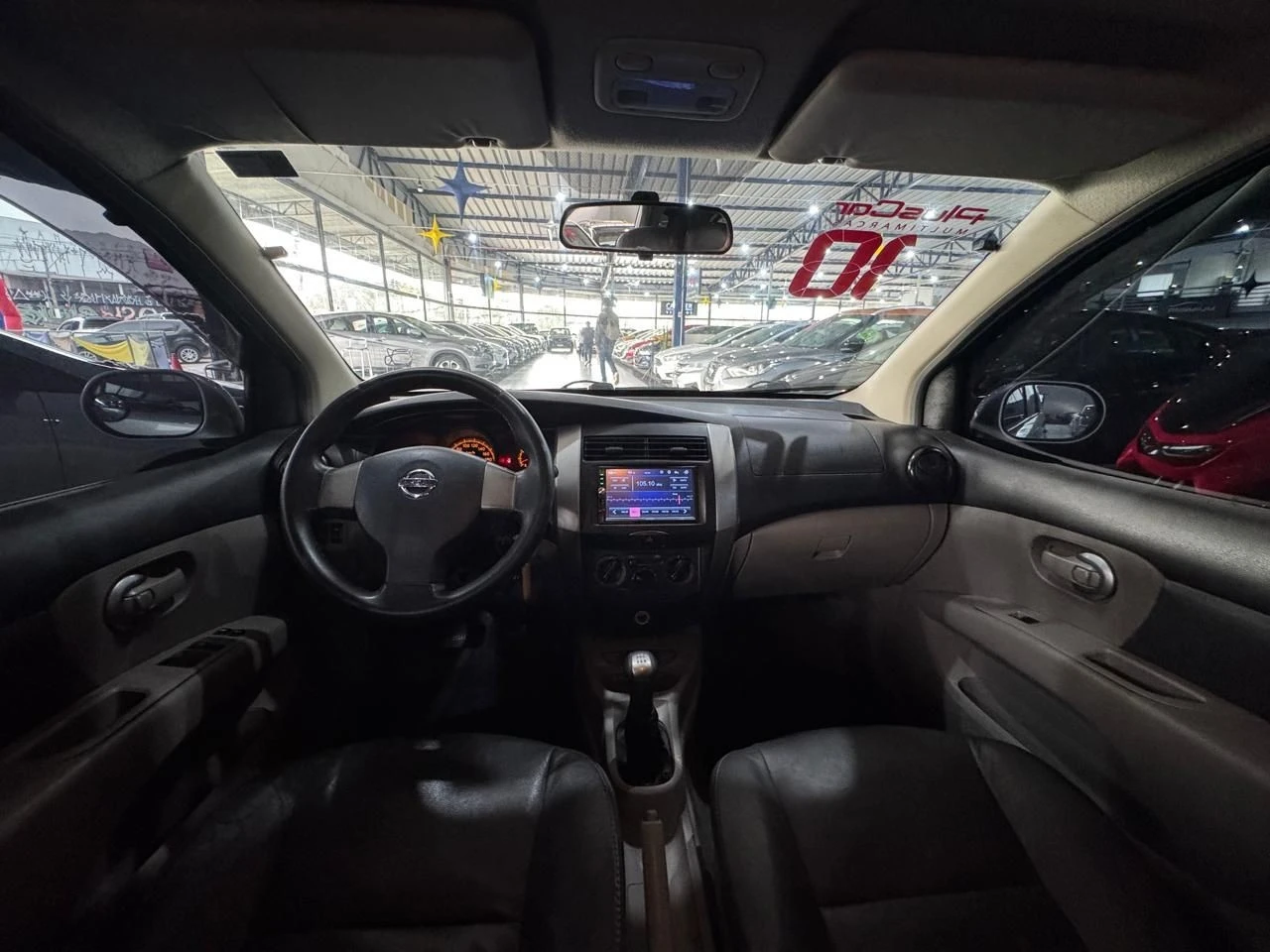 NISSAN LIVINA