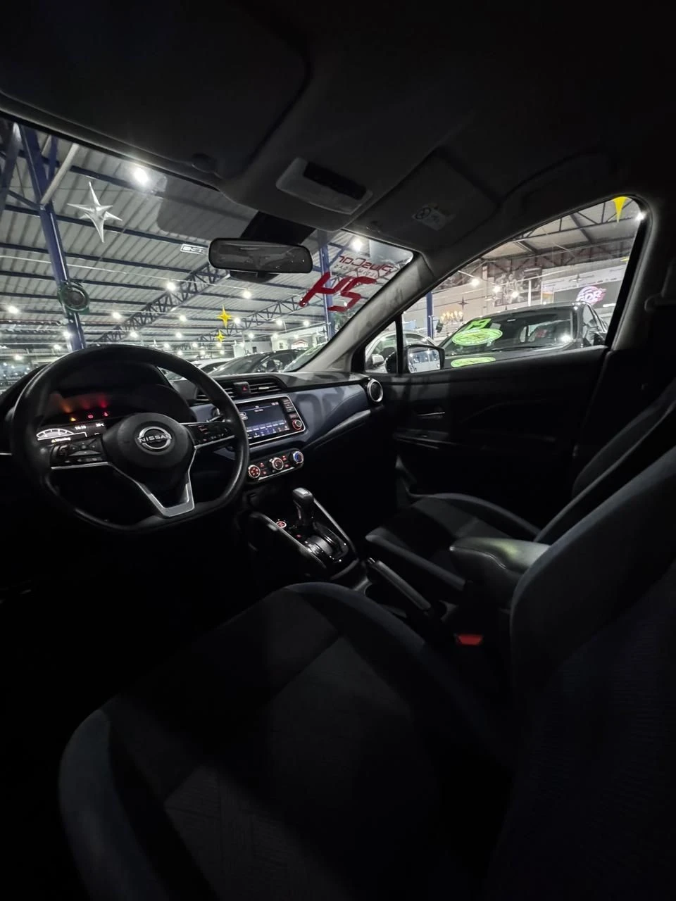 NISSAN VERSA