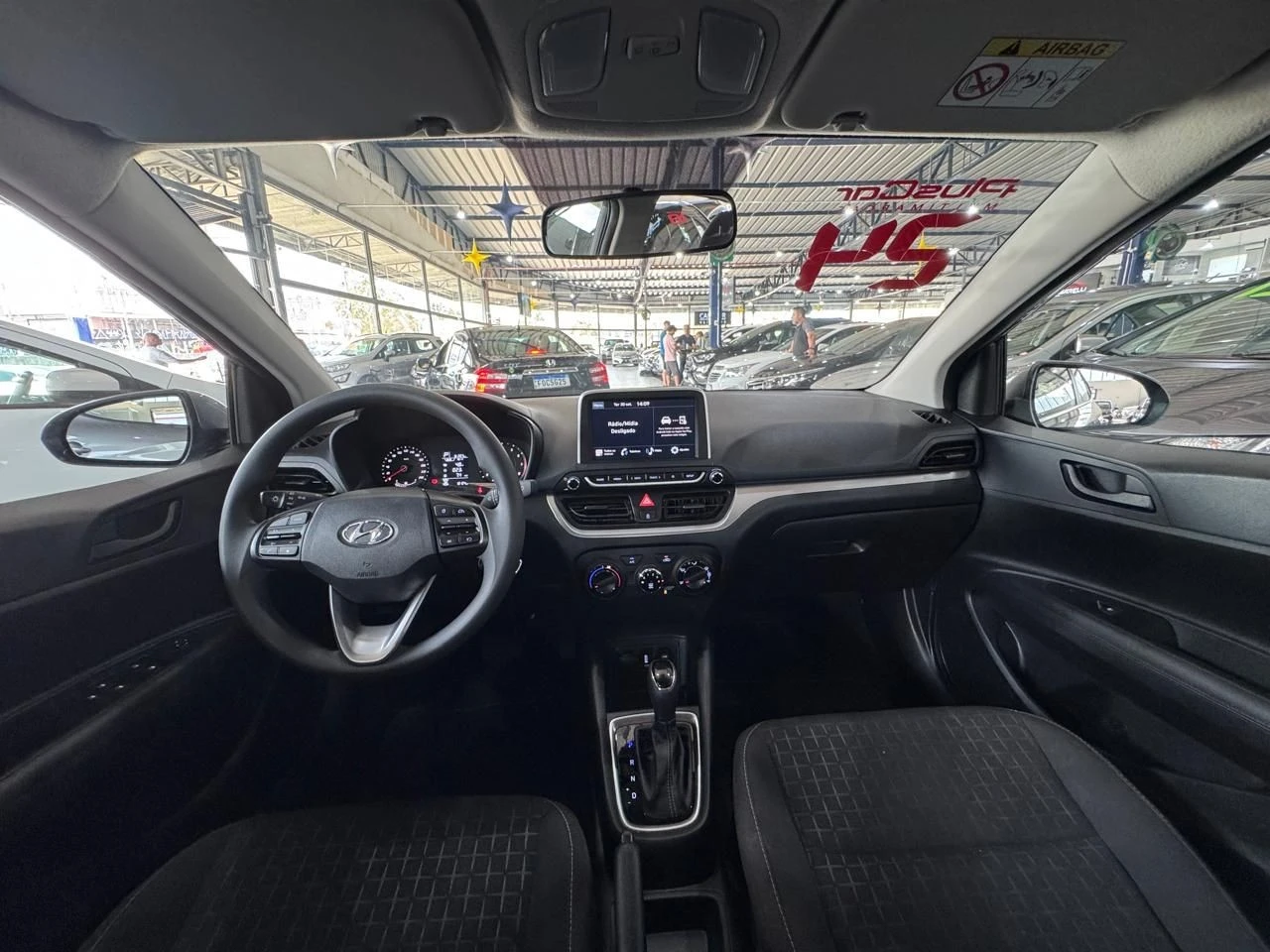 HYUNDAI HB20
