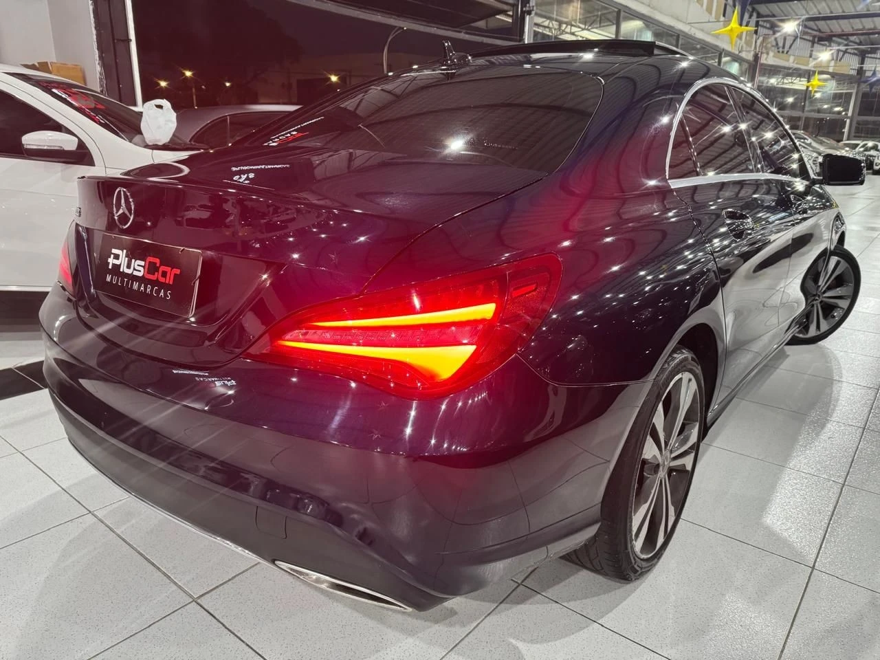 MERCEDES-BENZ CLA 200