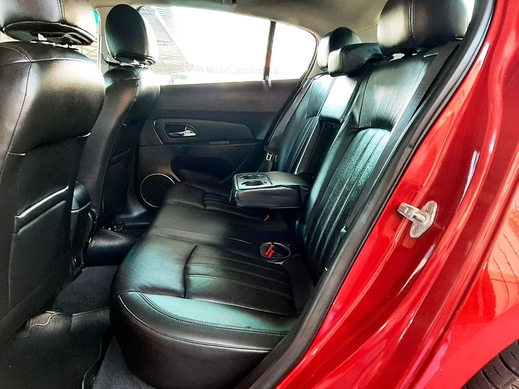 CHEVROLET CRUZE