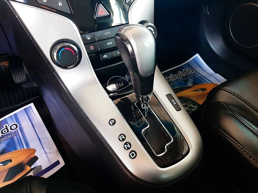 CHEVROLET CRUZE