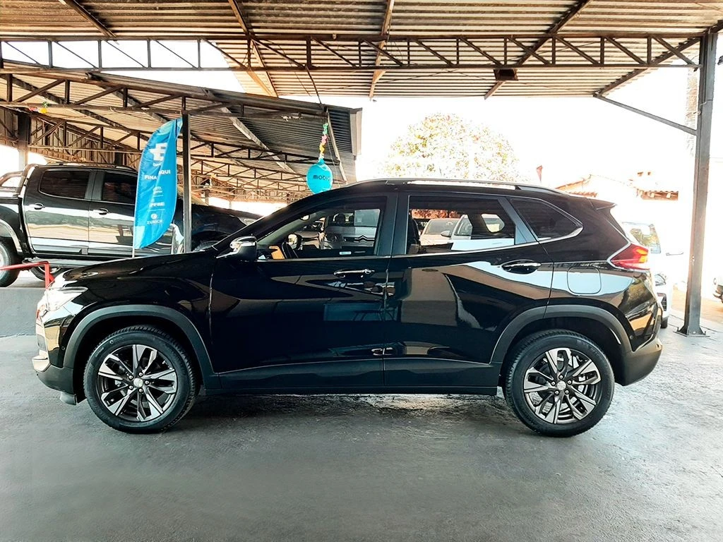 CHEVROLET TRACKER
