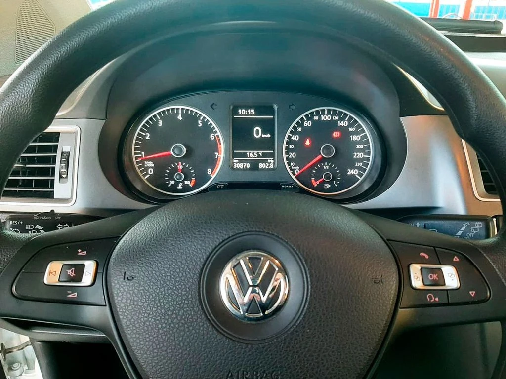 VOLKSWAGEN FOX