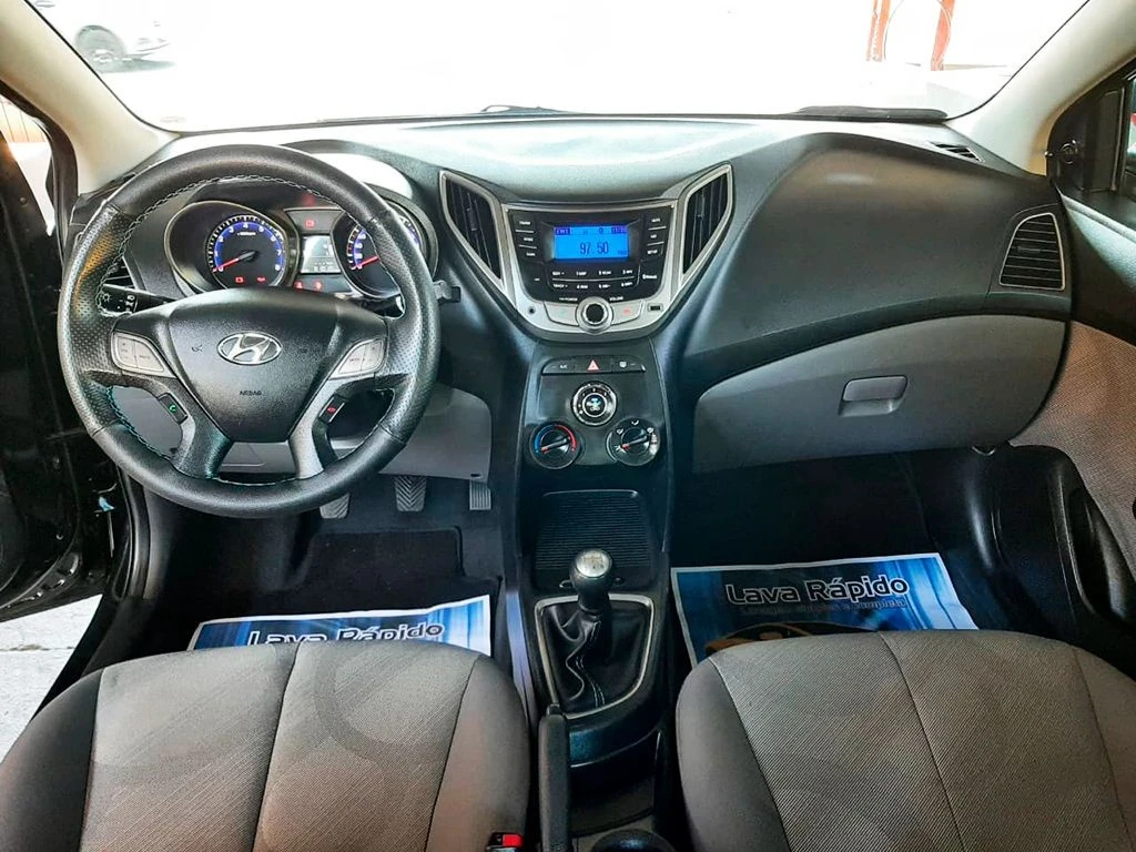 HYUNDAI HB20S