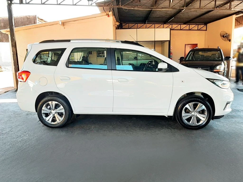 CHEVROLET SPIN