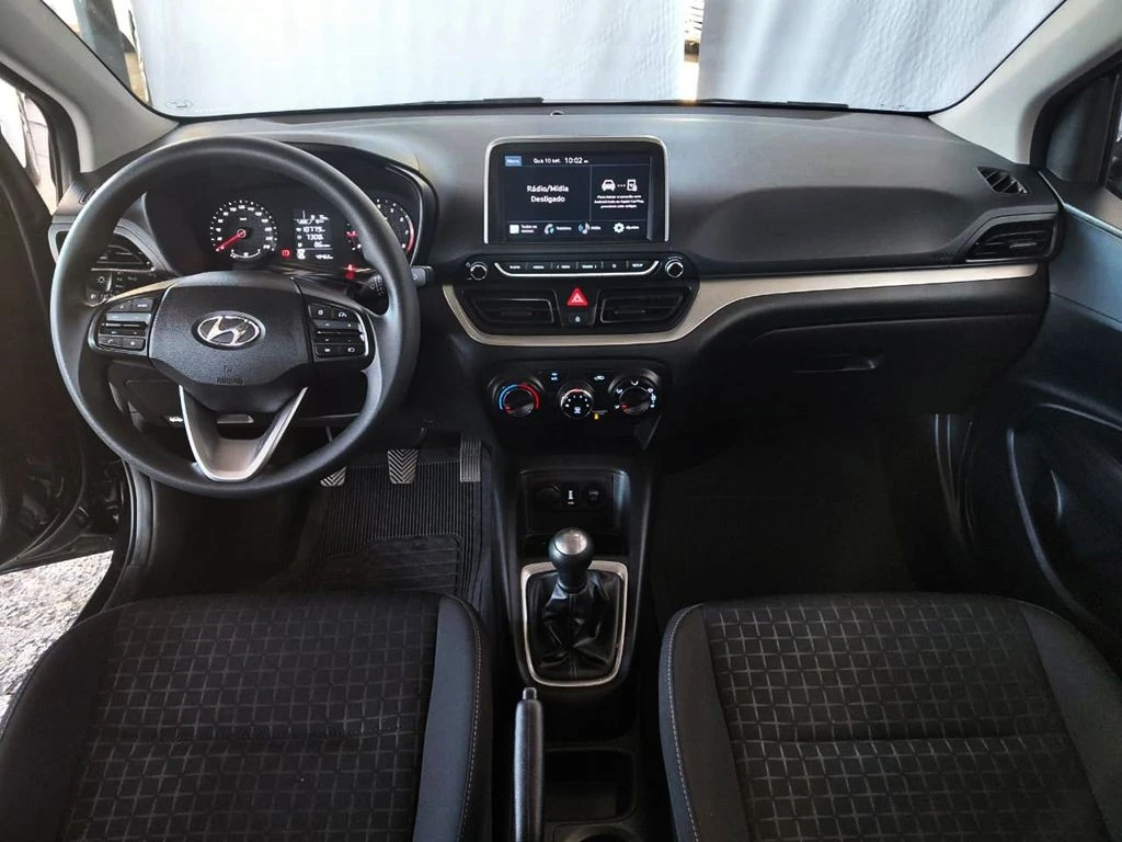HYUNDAI HB20