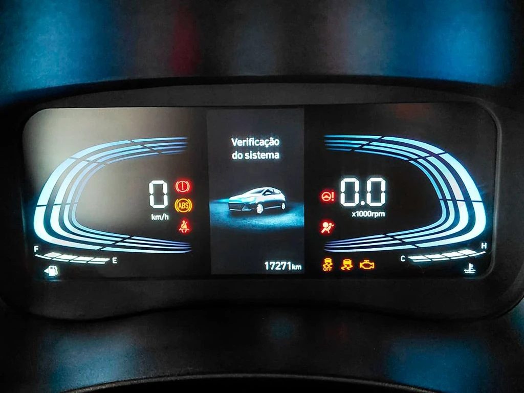 HYUNDAI HB20