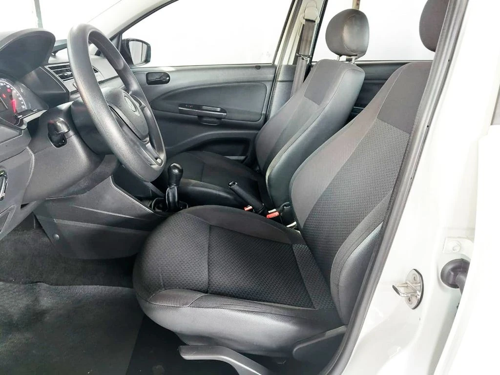 VOLKSWAGEN VOYAGE