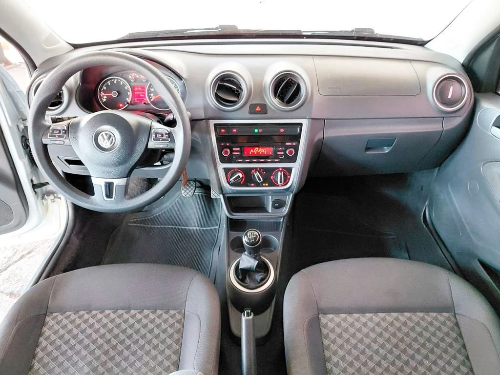 VOLKSWAGEN GOL